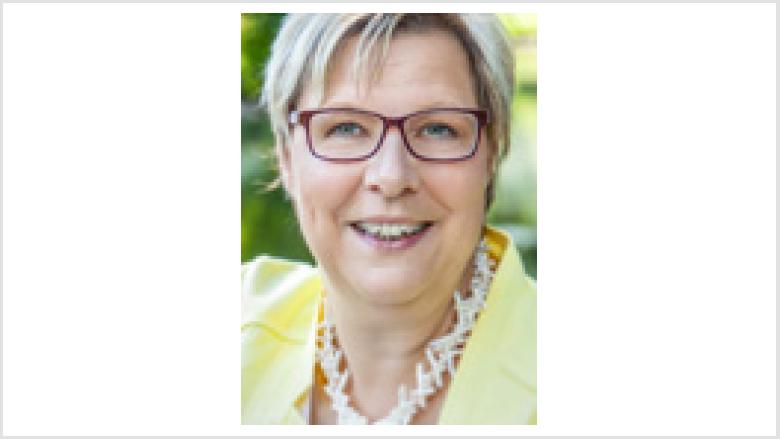 Petra Kalkbrenner